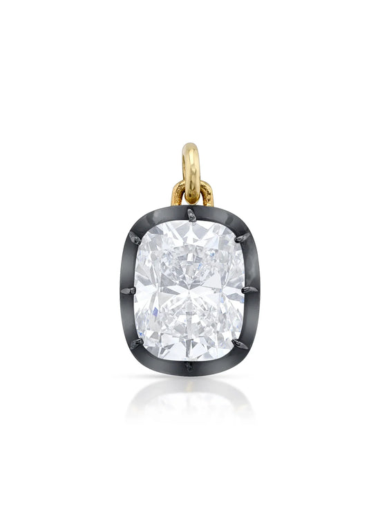 Bouton Lab-Grown Cushion Brilliant Diamond Pendant 3.5 ct in 18kt gold