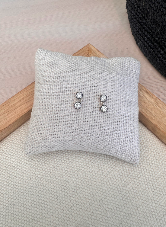 Le Marais Round Brilliant Lab Grown Diamond Drop Earrings