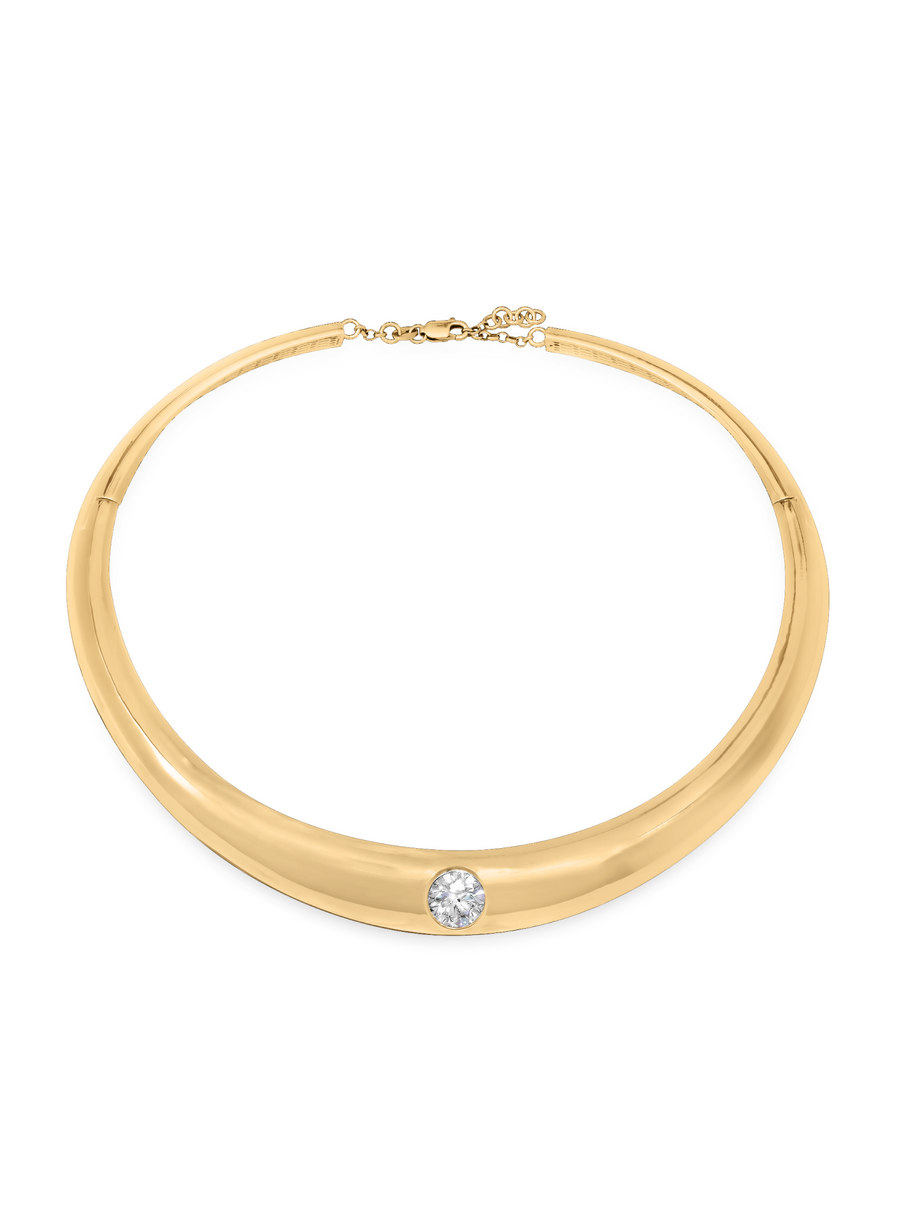 Beignet tapered 18kt gold torque necklace set with a 4 ct lab-grown diamond