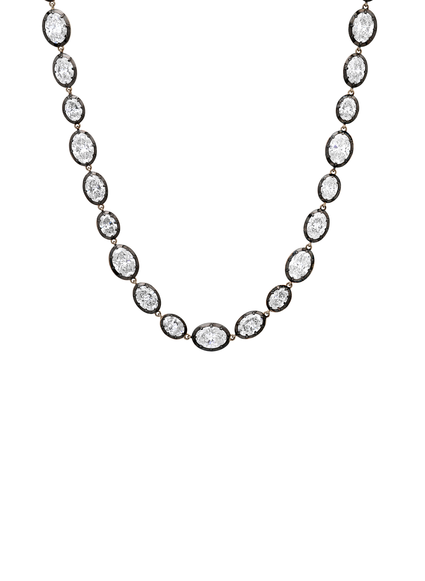 Bouton Oval Rivière Lab Grown Diamond Necklace