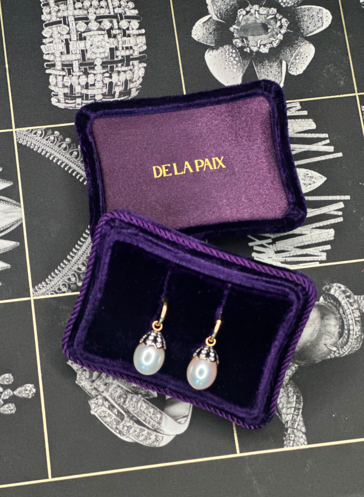 La Mer Akoya Pearl and Lab Grown Pavé Diamond 18 kt Gold Hoop Earrings